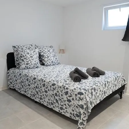 Welcome * Vert-le-Grand